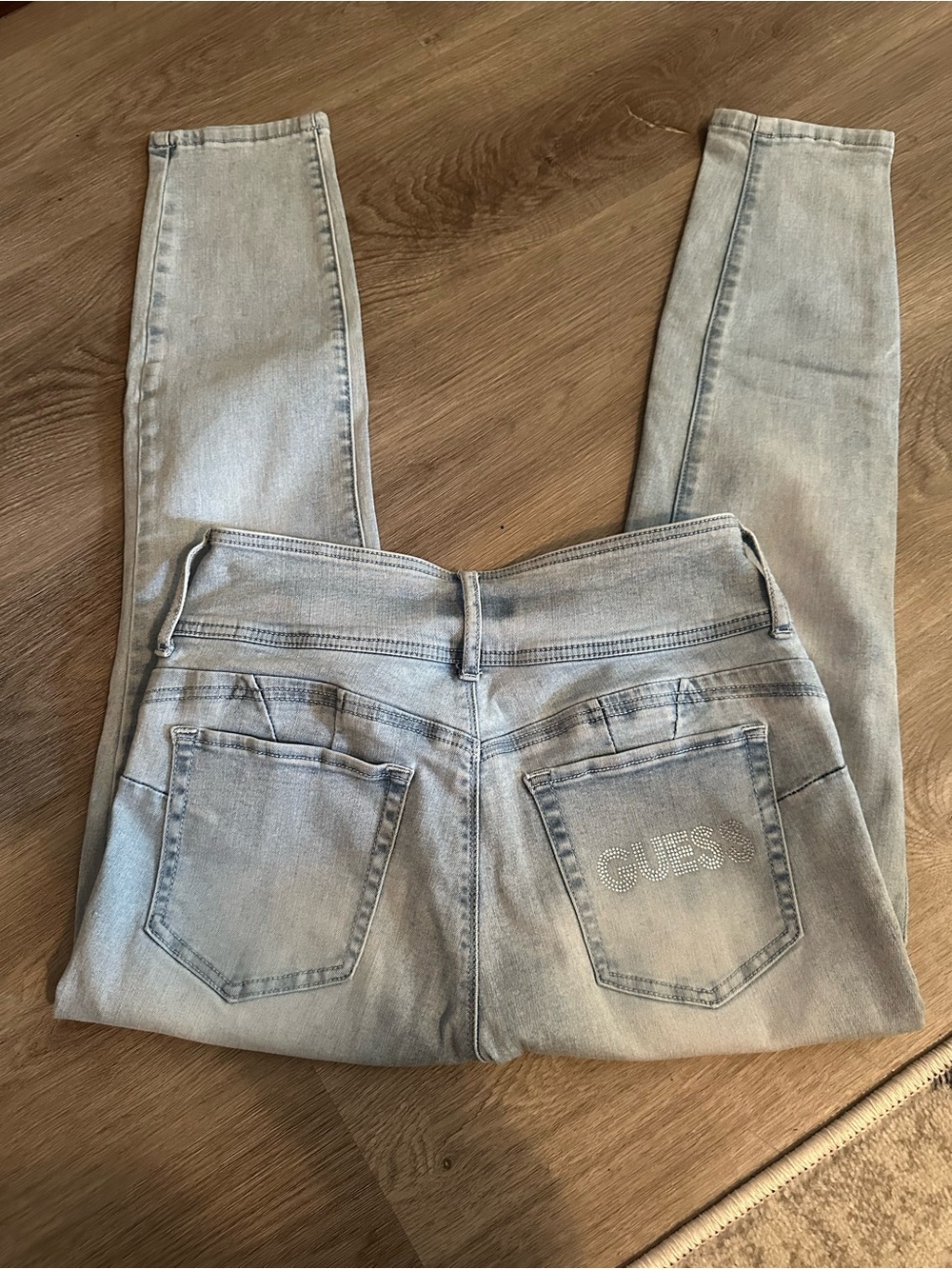 Guess Light Wash Skinny Jeans with Rhinestone Logo